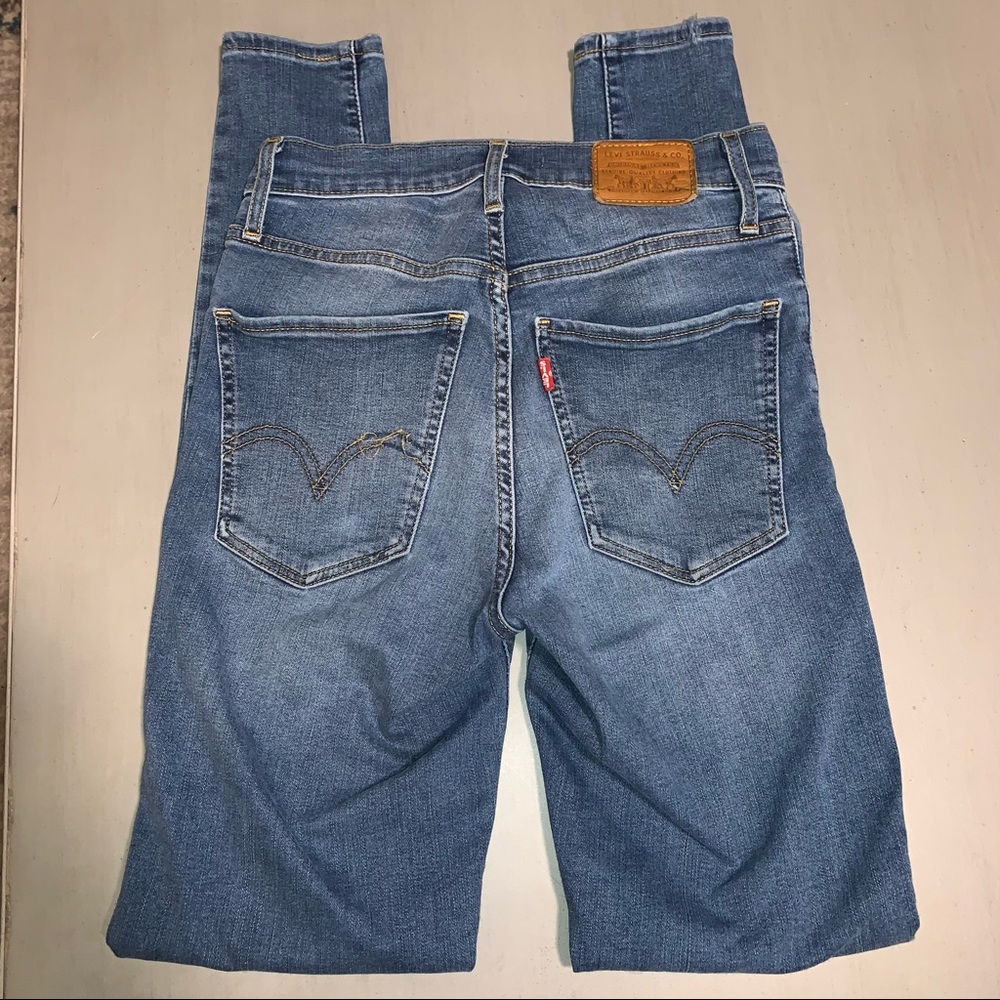 Levi’s skinny jeans